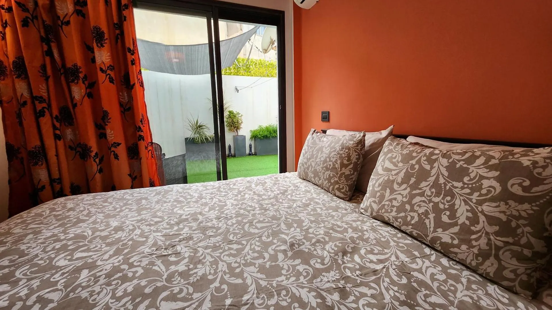 Sunny Apartment With Terrace Near Casafianancecity Casablanca